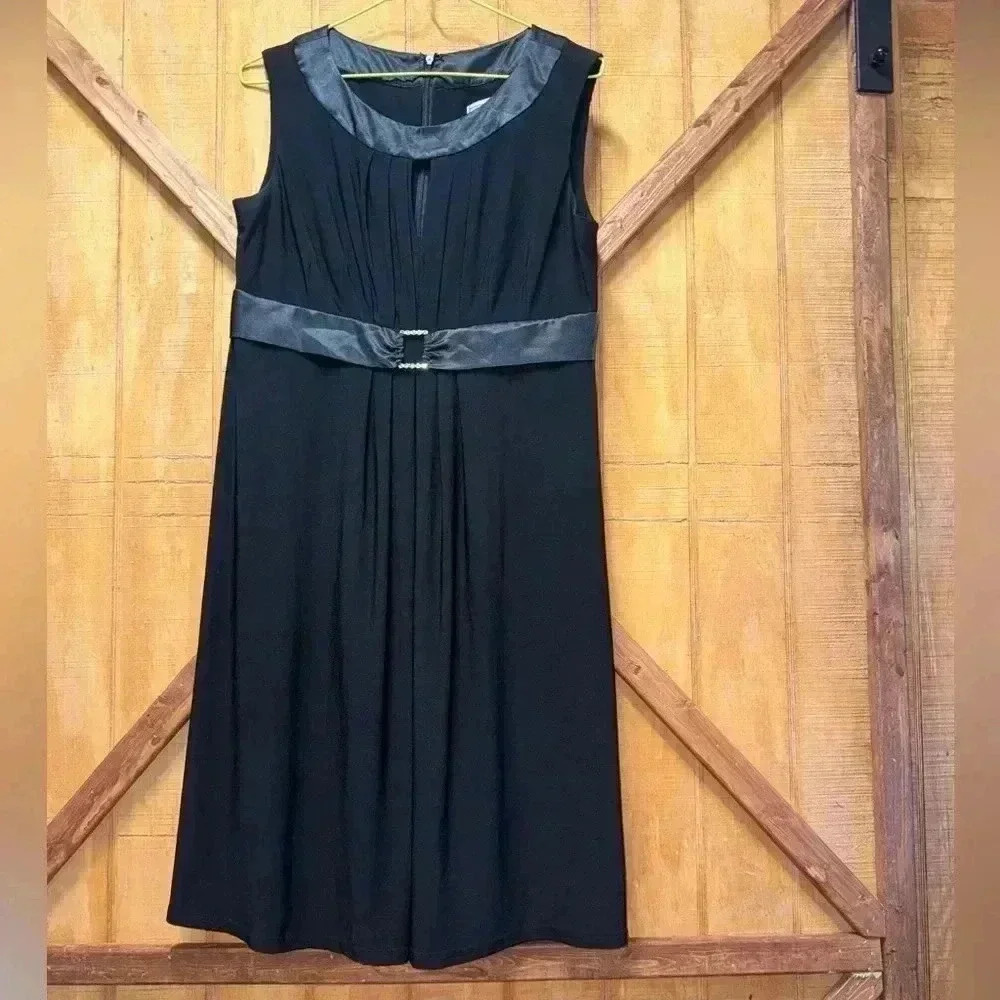 JESSICA HOWARD PETITES EVENING DRESS 6p Black